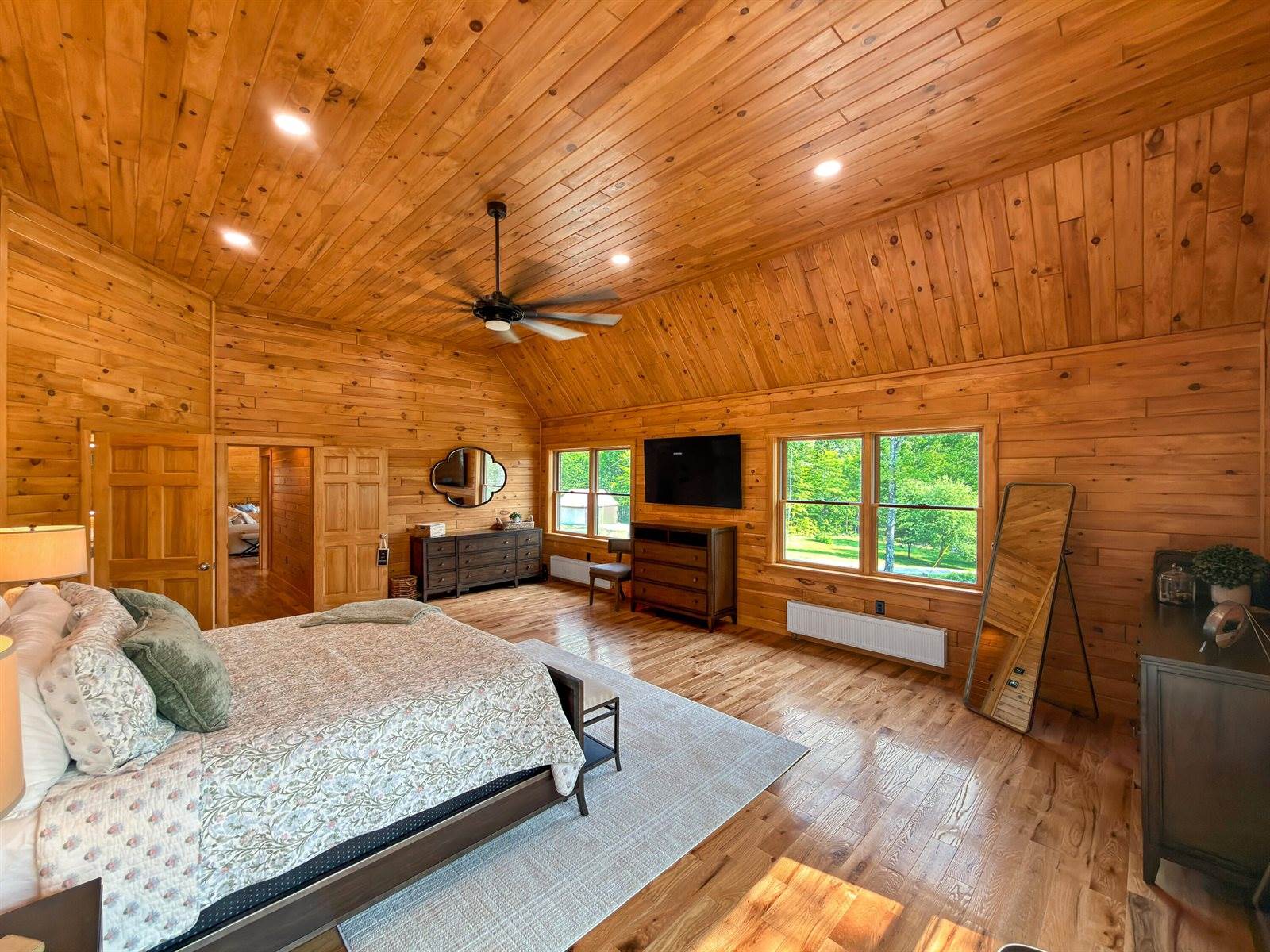 94 Roosevelt Road, Island Falls, ME 04747