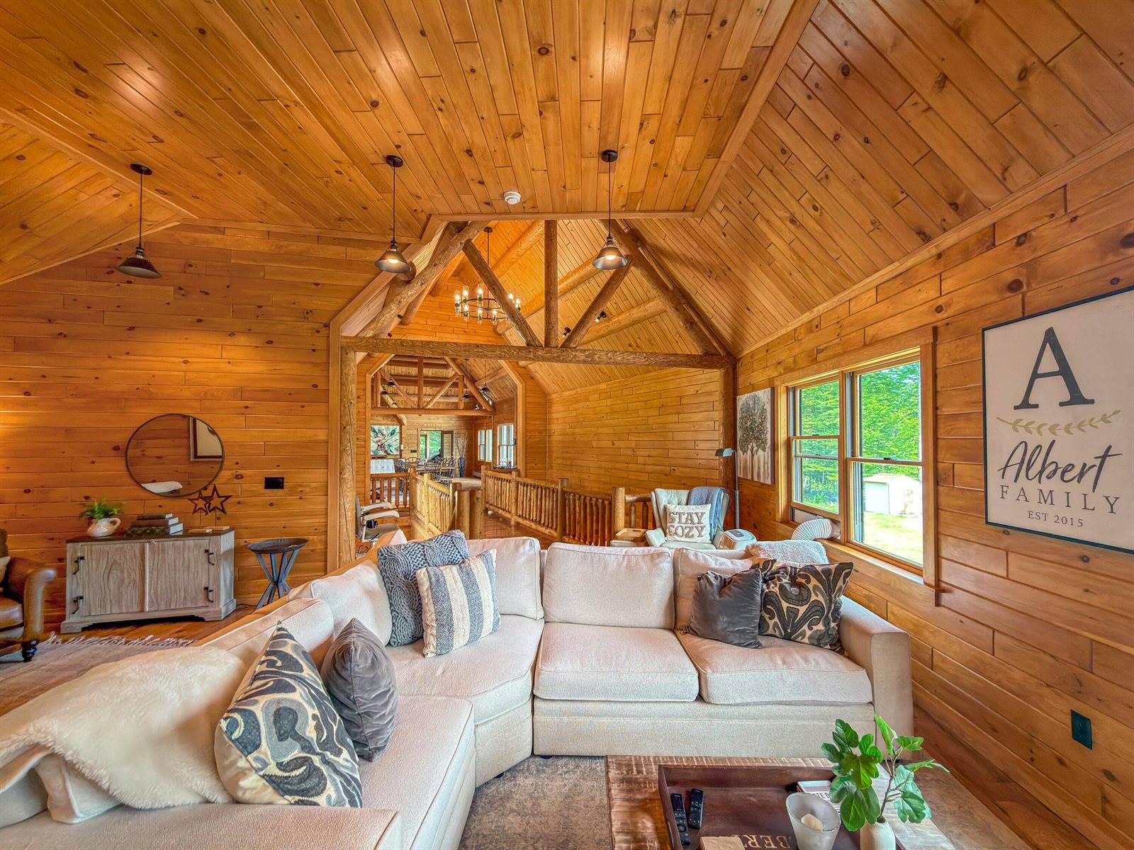 94 Roosevelt Road, Island Falls, ME 04747