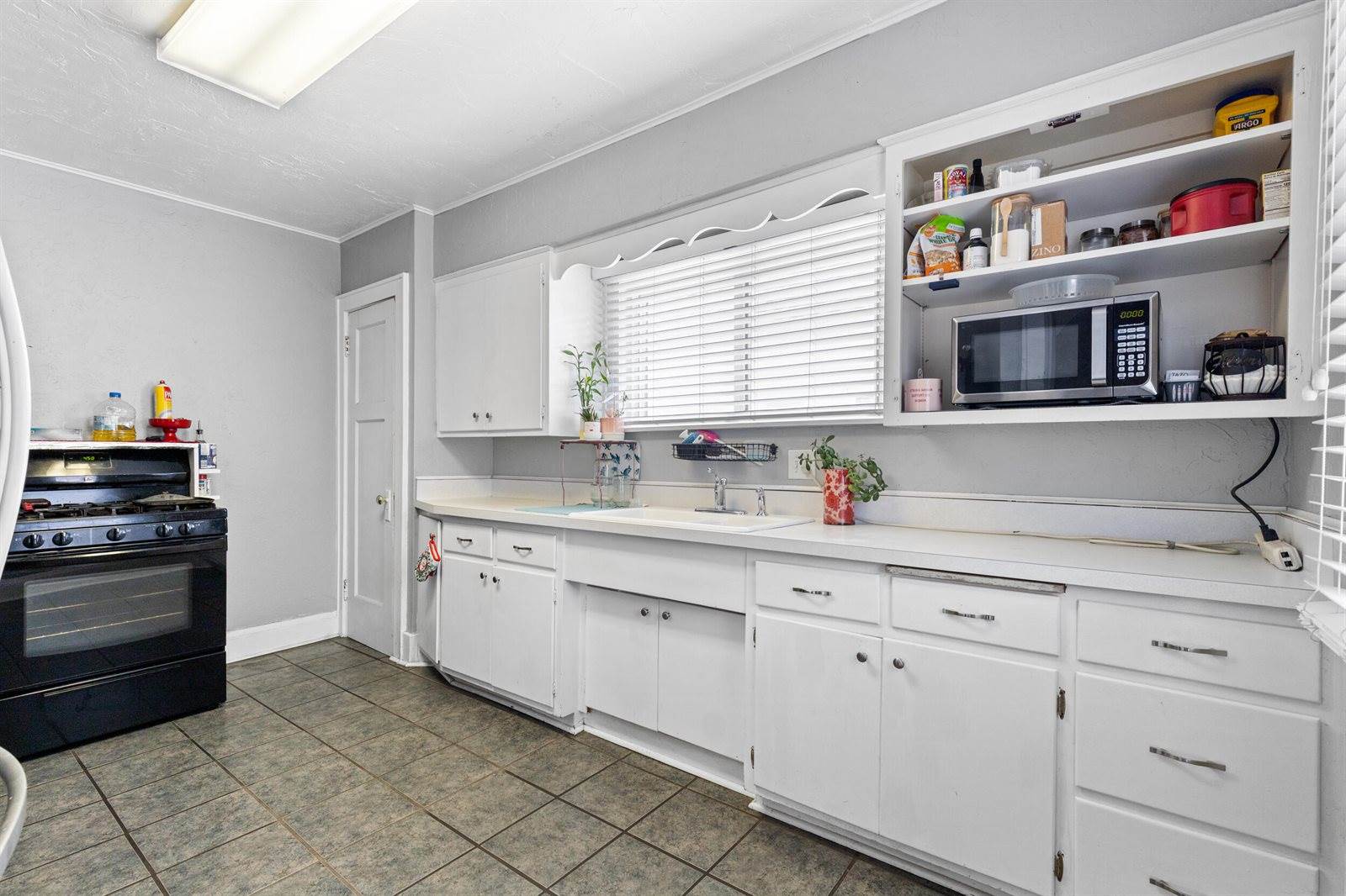 1251 South 53rd St, West Milwaukee, WI 53214