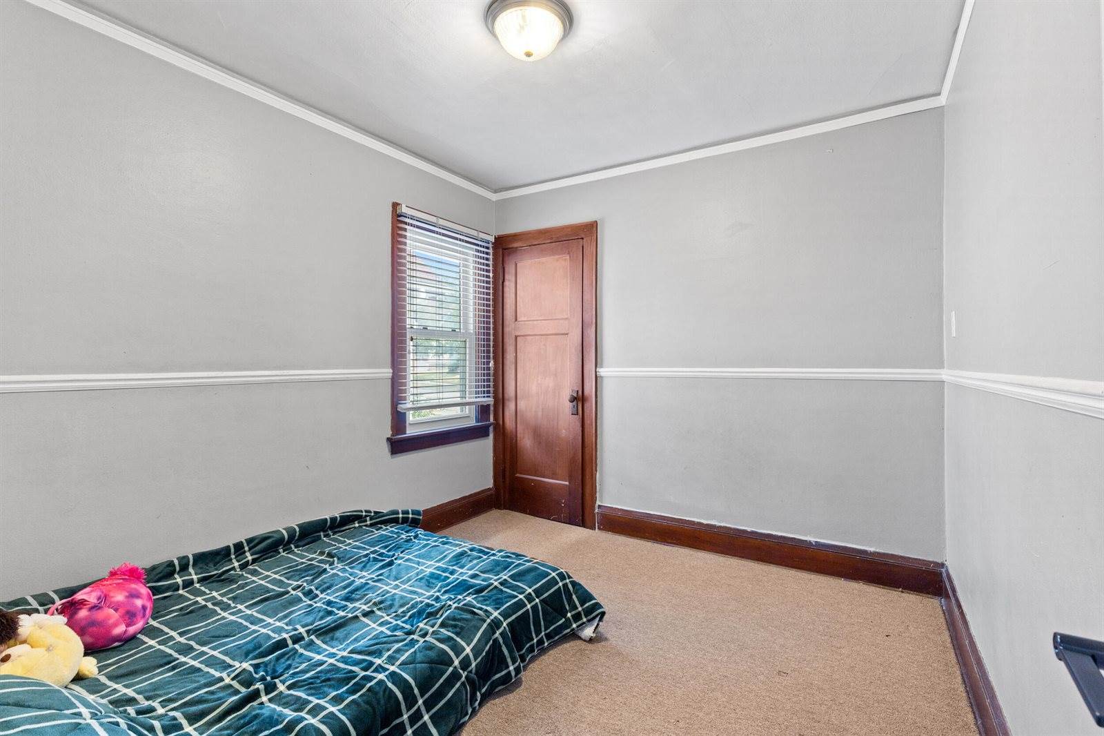 1251 South 53rd St, West Milwaukee, WI 53214