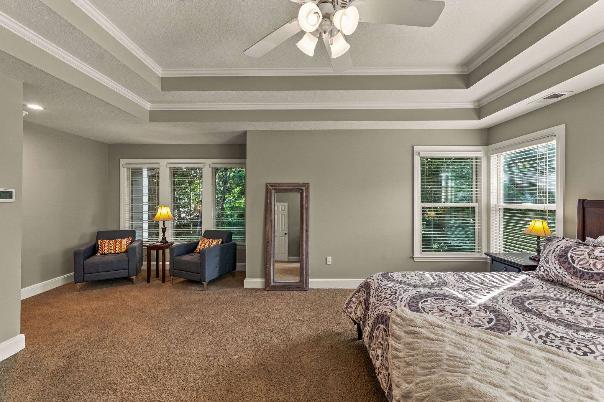 13212 Fontana St, Leawood, KS 66209
