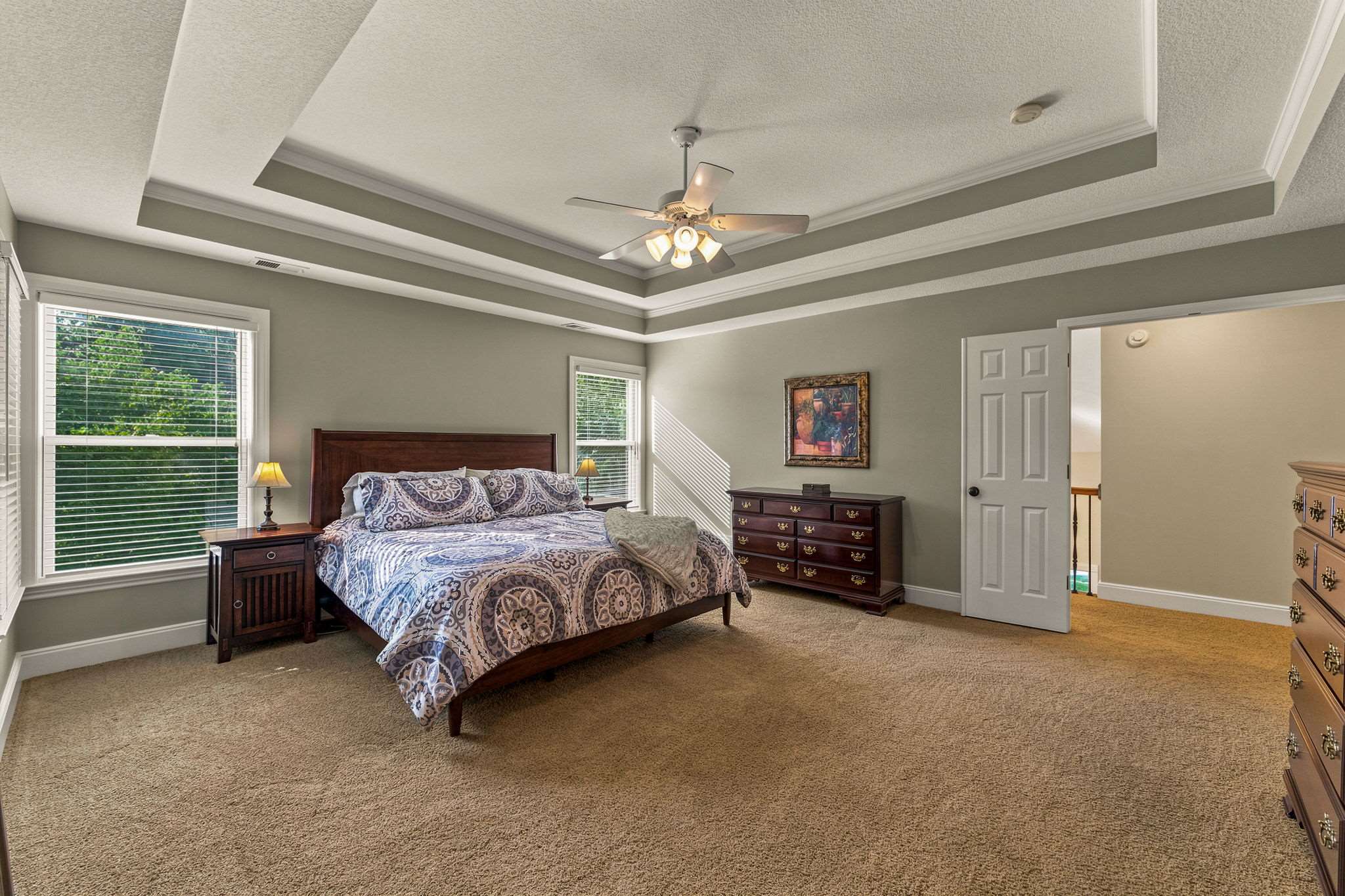 13212 Fontana St, Leawood, KS 66209