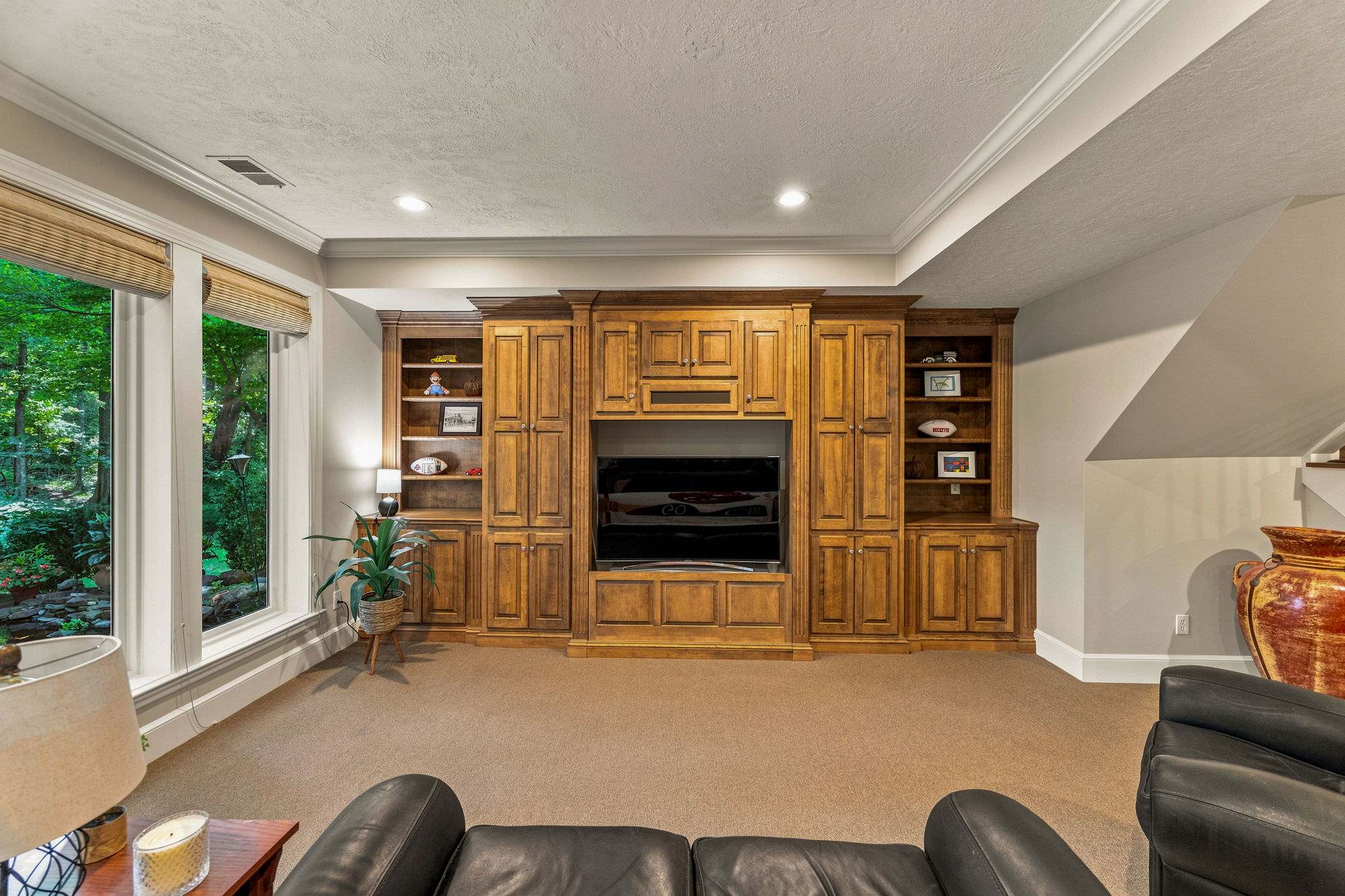 13212 Fontana St, Leawood, KS 66209