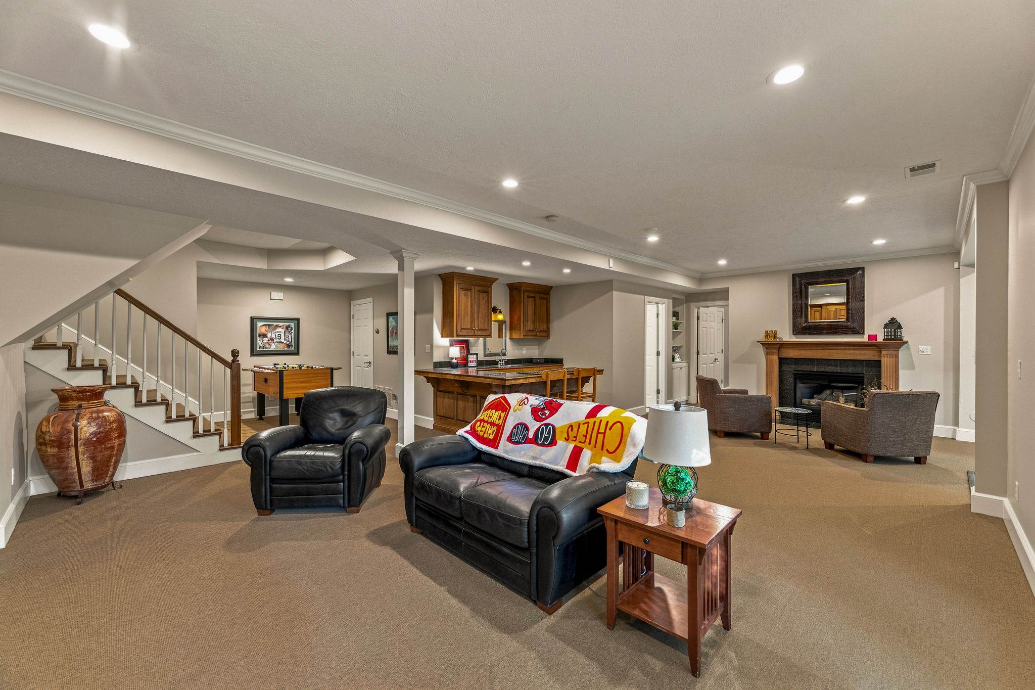 13212 Fontana St, Leawood, KS 66209