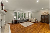 13212 Fontana St, Leawood, KS 66209