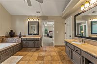 13212 Fontana St, Leawood, KS 66209