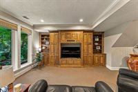 13212 Fontana St, Leawood, KS 66209