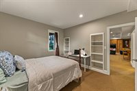 13212 Fontana St, Leawood, KS 66209
