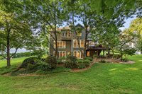13212 Fontana St, Leawood, KS 66209