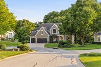 13212 Fontana St, Leawood, KS 66209