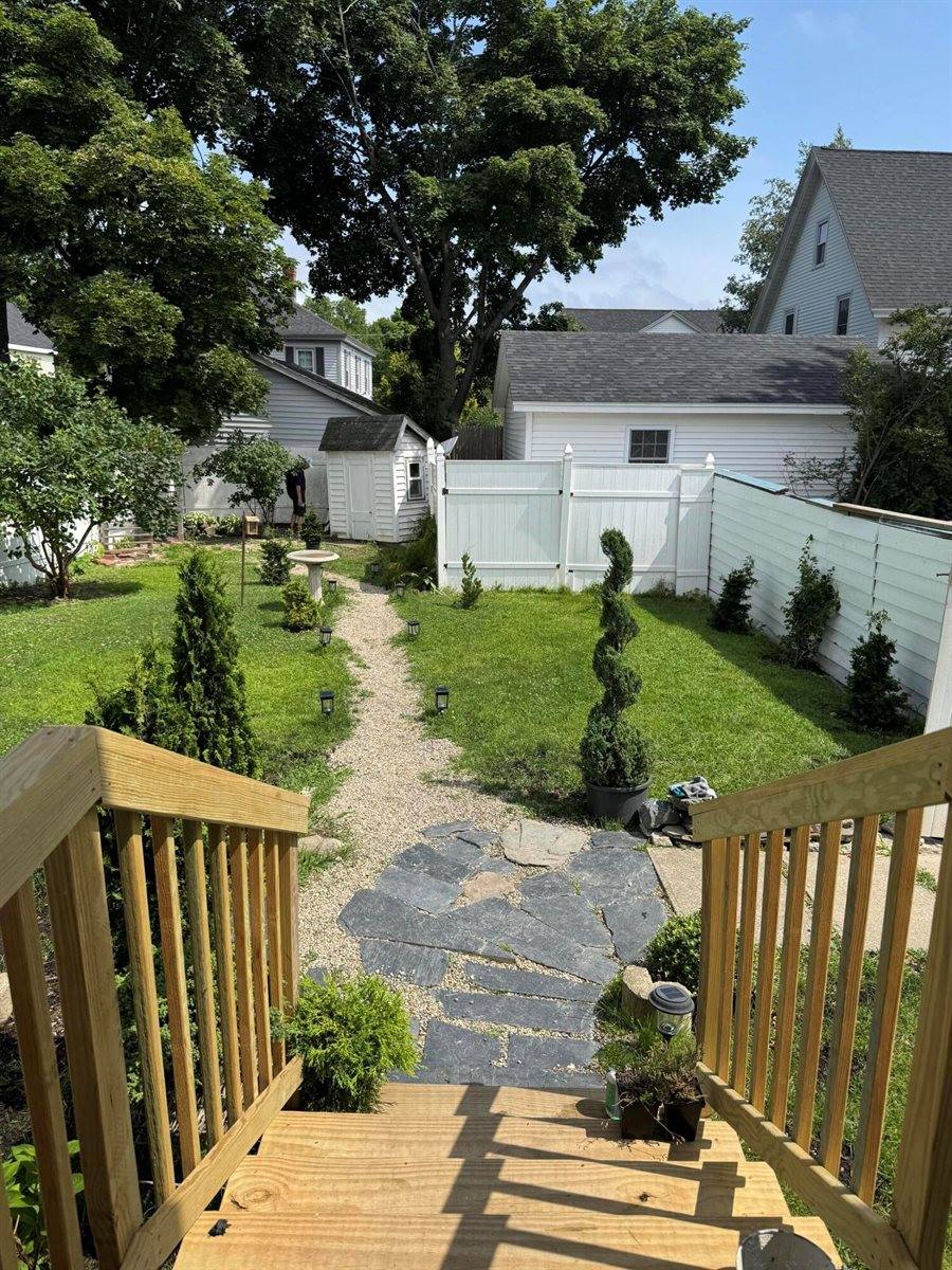 76 Vernon Street, Bangor, ME 04401