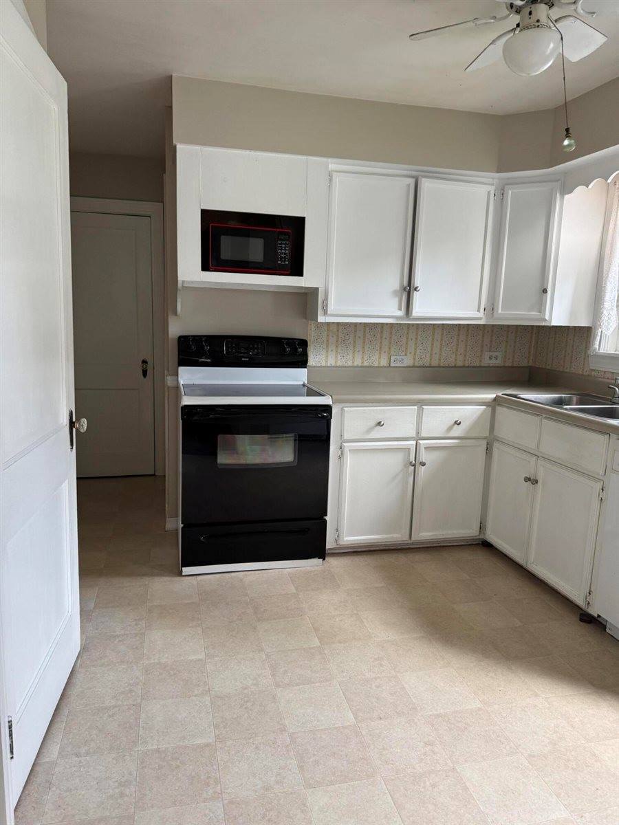 76 Vernon Street, Bangor, ME 04401