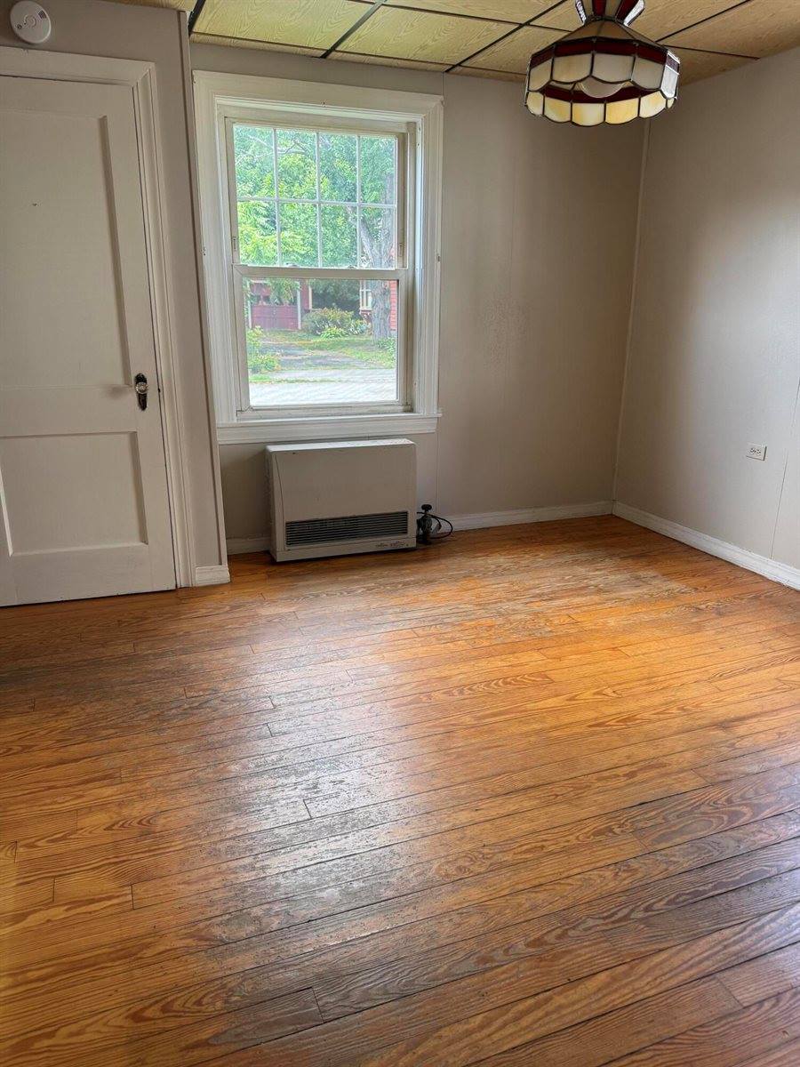 76 Vernon Street, Bangor, ME 04401