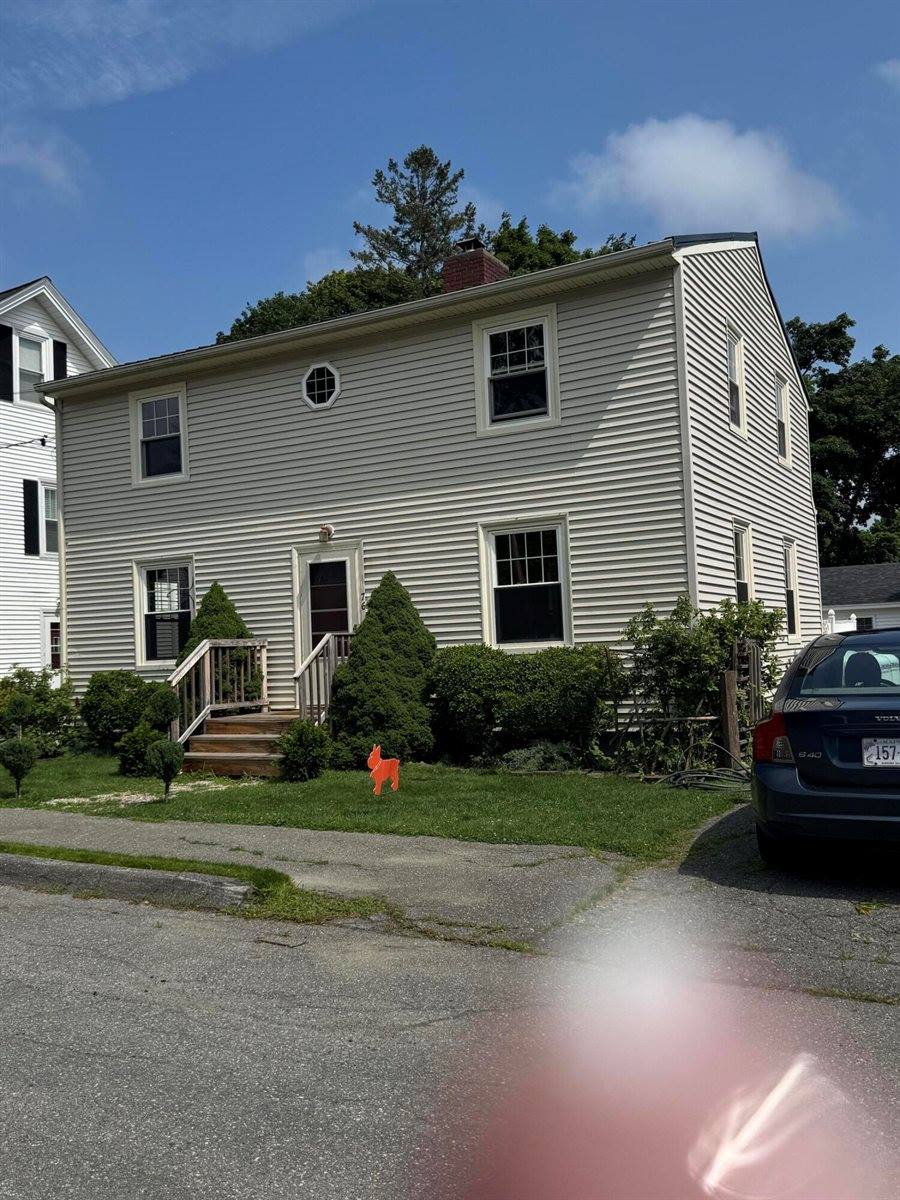 76 Vernon Street, Bangor, ME 04401