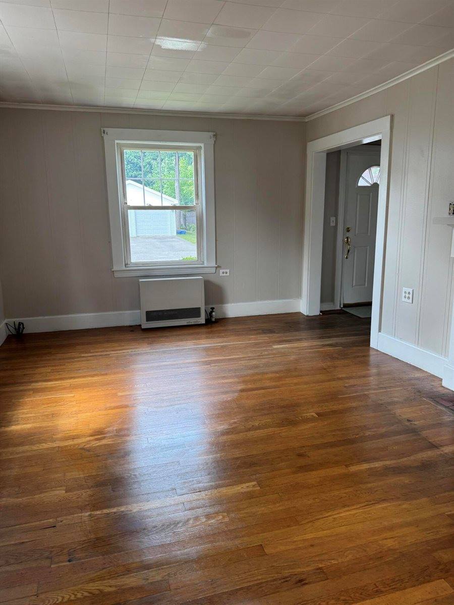 76 Vernon Street, Bangor, ME 04401