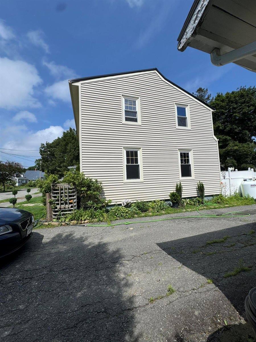 76 Vernon Street, Bangor, ME 04401