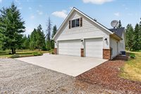 871 Kenai, Athol, ID 83801