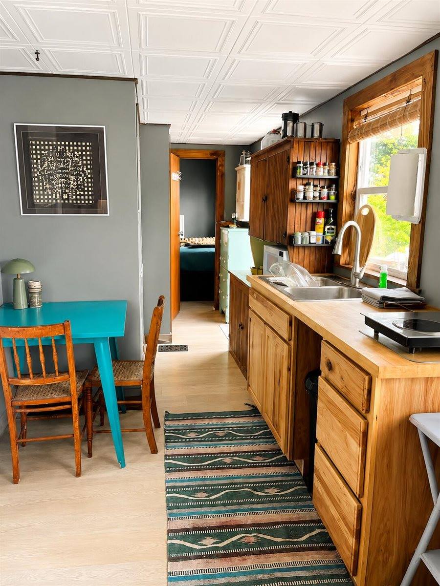 412 Minturn Road, Swans Island, ME 04685