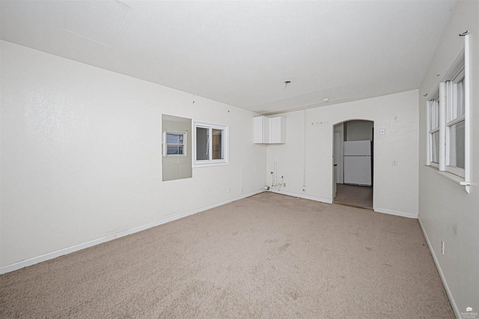933 West 9th Street, Junction City, KS 66441