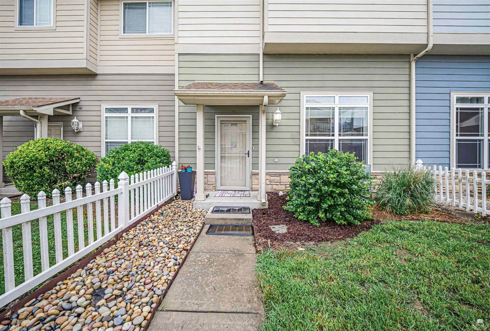 35 fuller Circle, Junction City, KS 66441