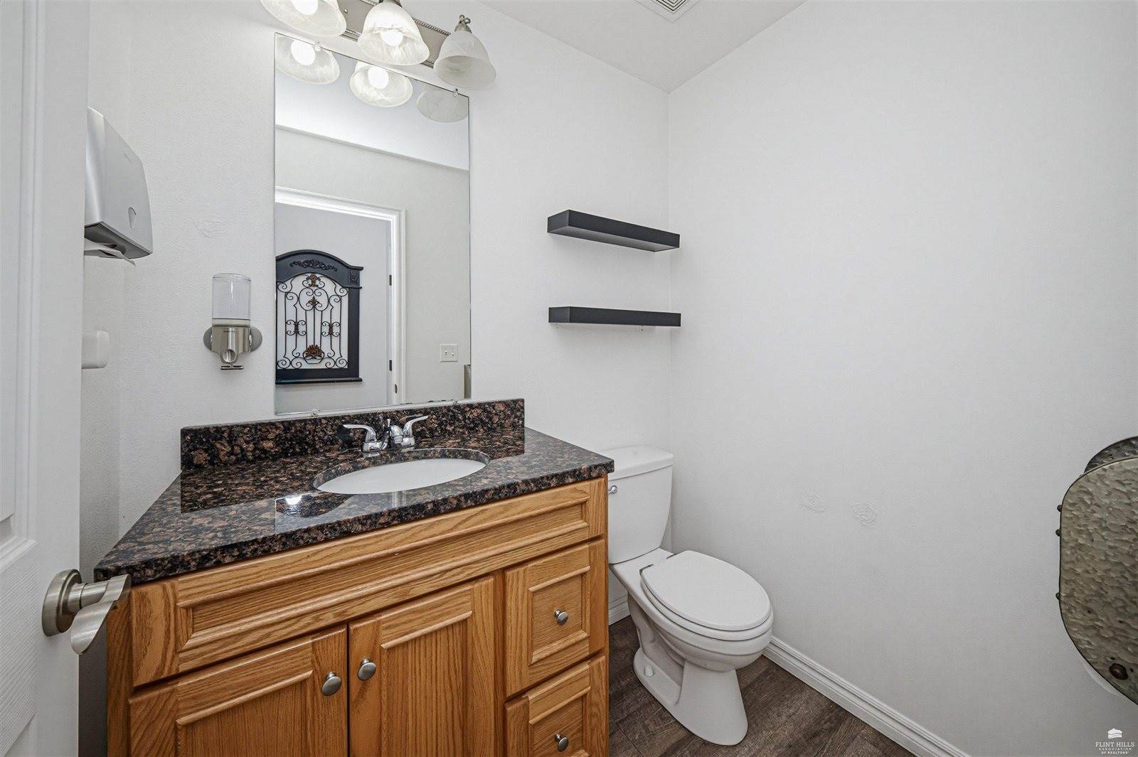 35 fuller Circle, Junction City, KS 66441