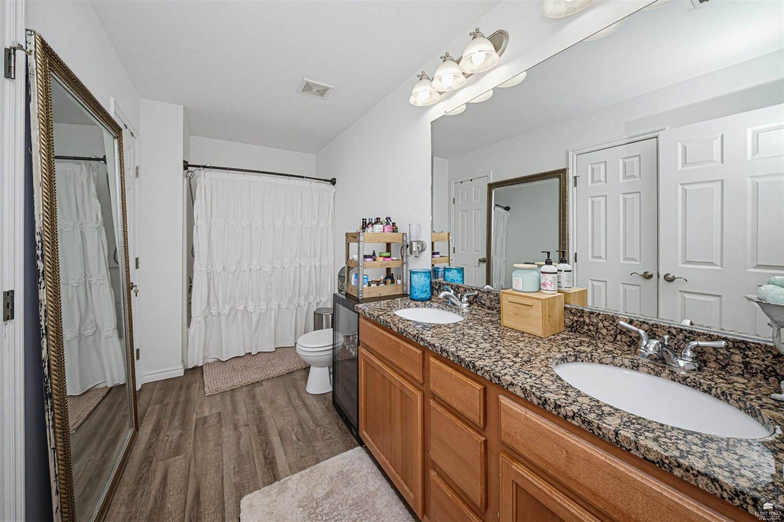 35 fuller Circle, Junction City, KS 66441