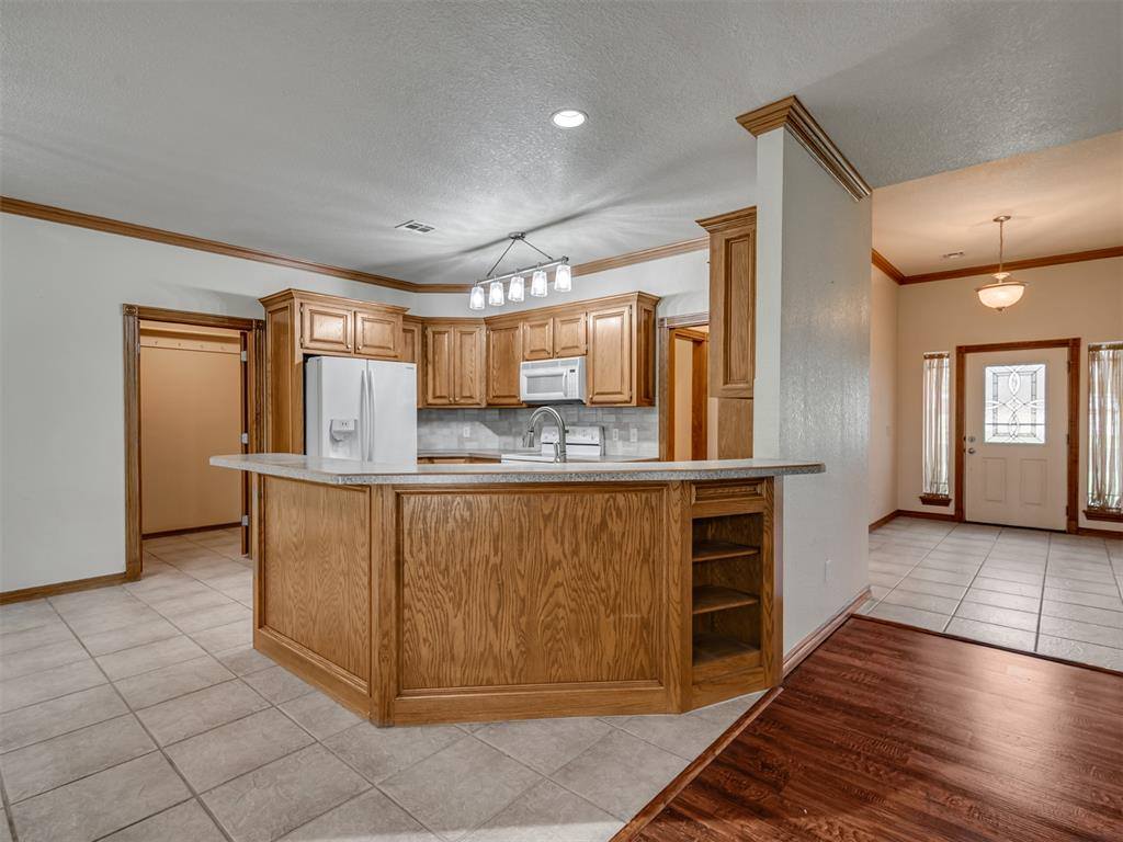 20200 SE 43rd Street, Harrah, OK 73045