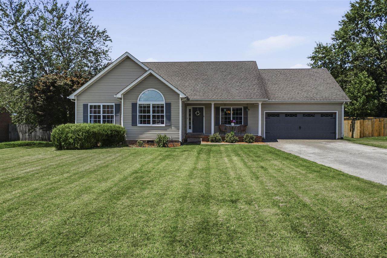 413 Crossfield Way, Bowling Green, KY 42104