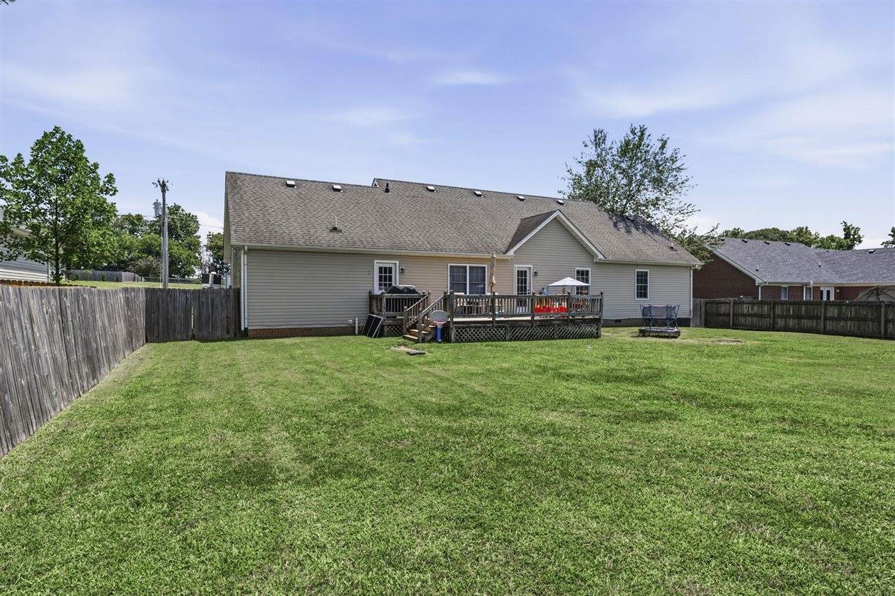 413 Crossfield Way, Bowling Green, KY 42104