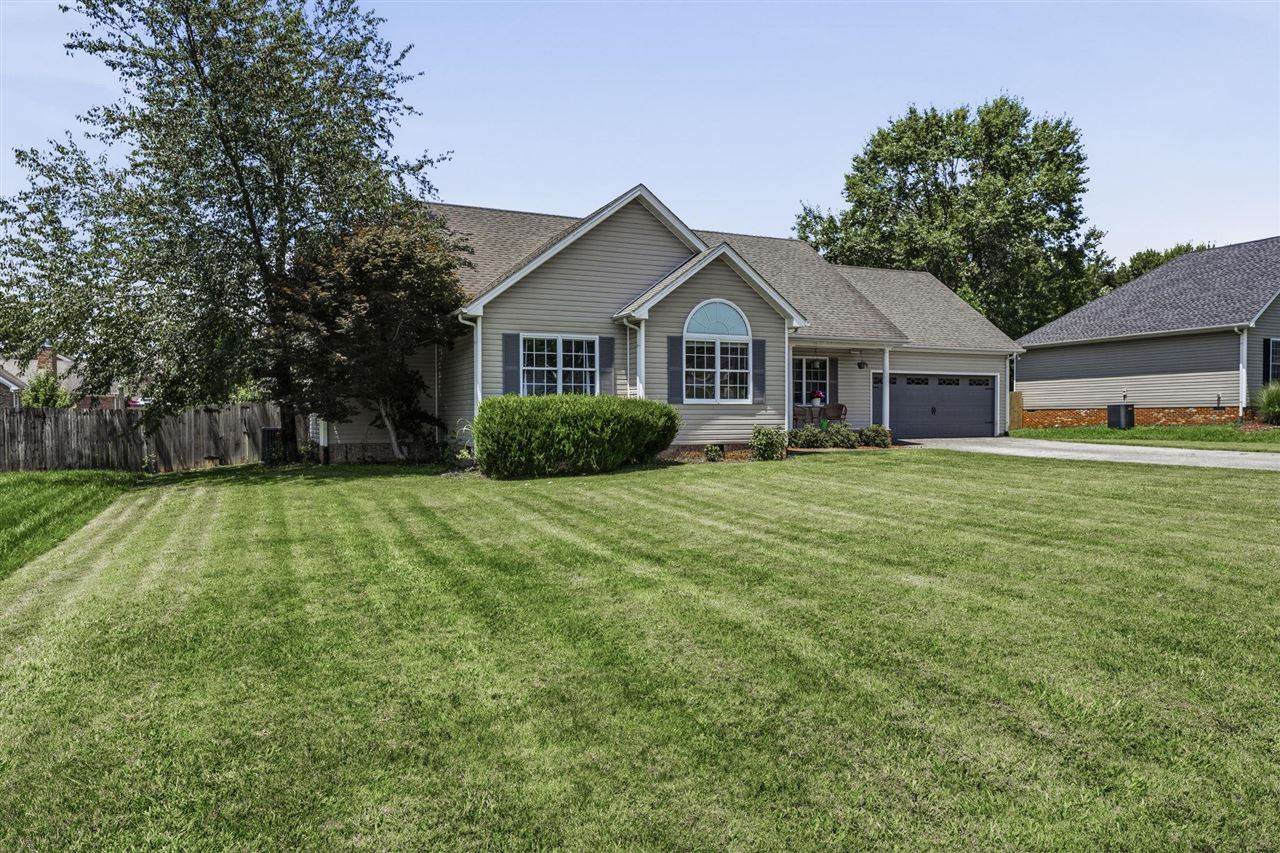 413 Crossfield Way, Bowling Green, KY 42104