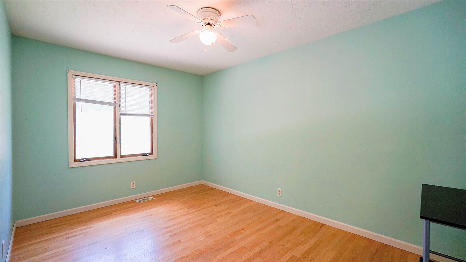 13106 South 24TH Street, Bellevue, NE 68123