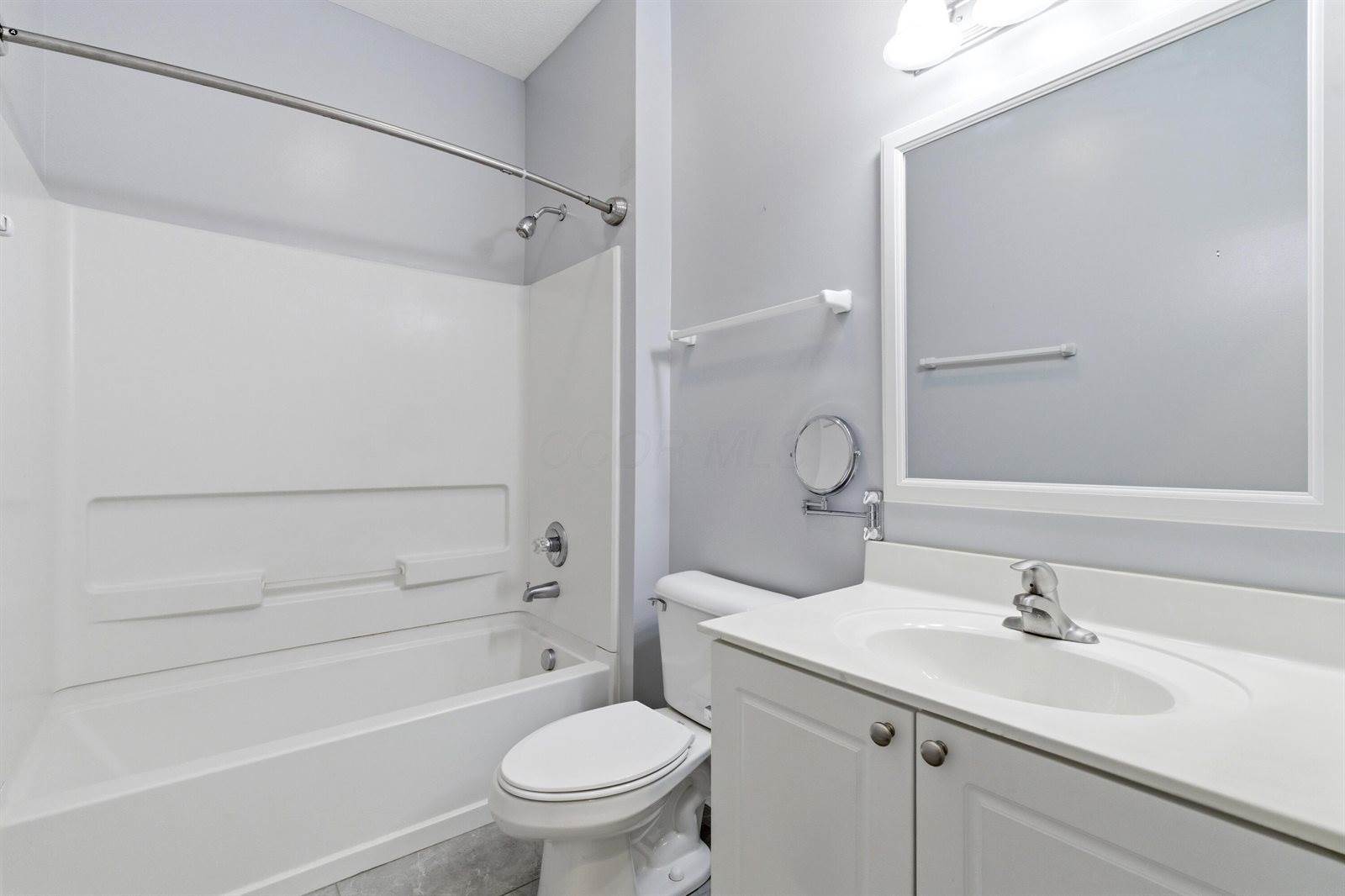 7728 South Essex Gate Drive, Dublin, OH 43016