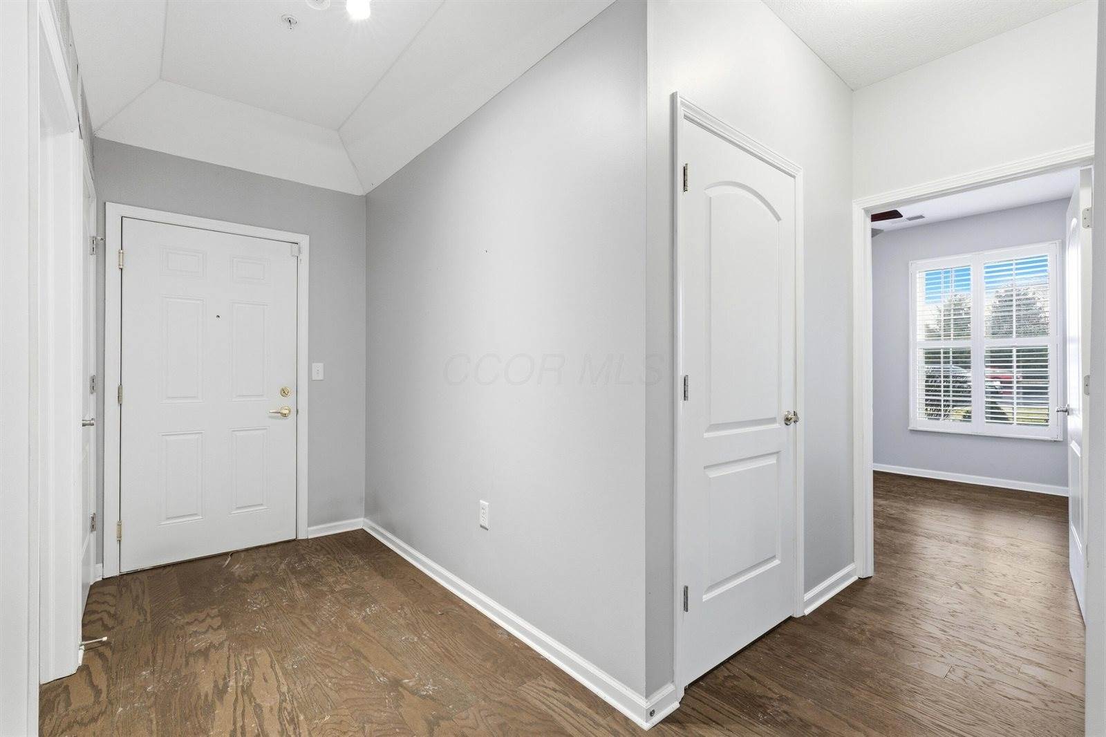 7728 South Essex Gate Drive, Dublin, OH 43016