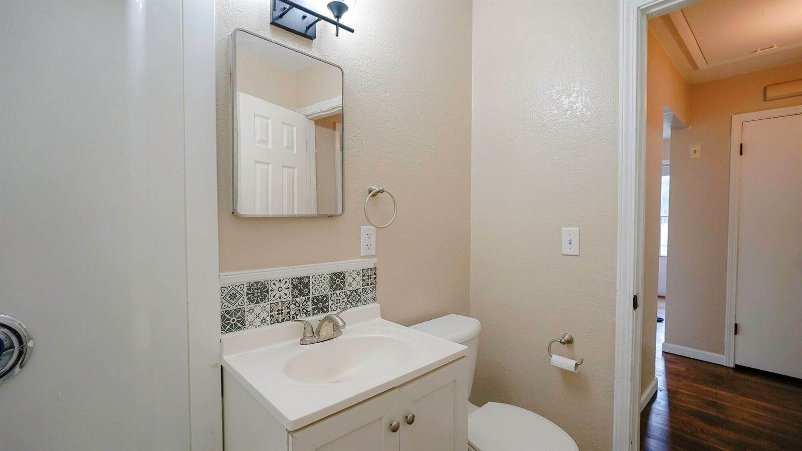 2906 8TH Avenue, Council Bluffs, IA 51501