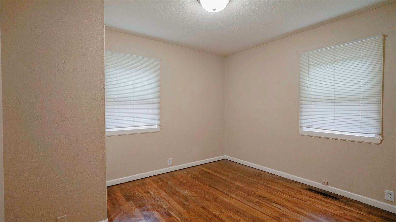 2906 8TH Avenue, Council Bluffs, IA 51501