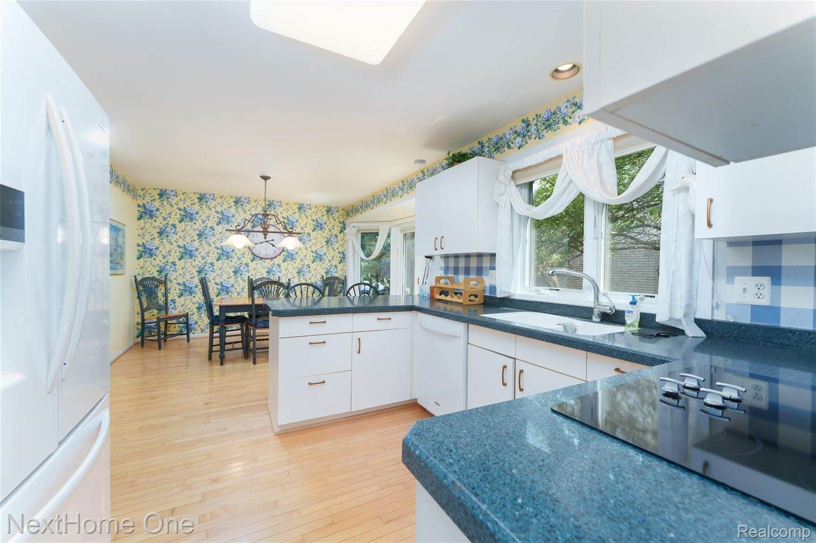 16357 Country Knoll Drive, NorthvilleTownship_Wayne, MI 48168