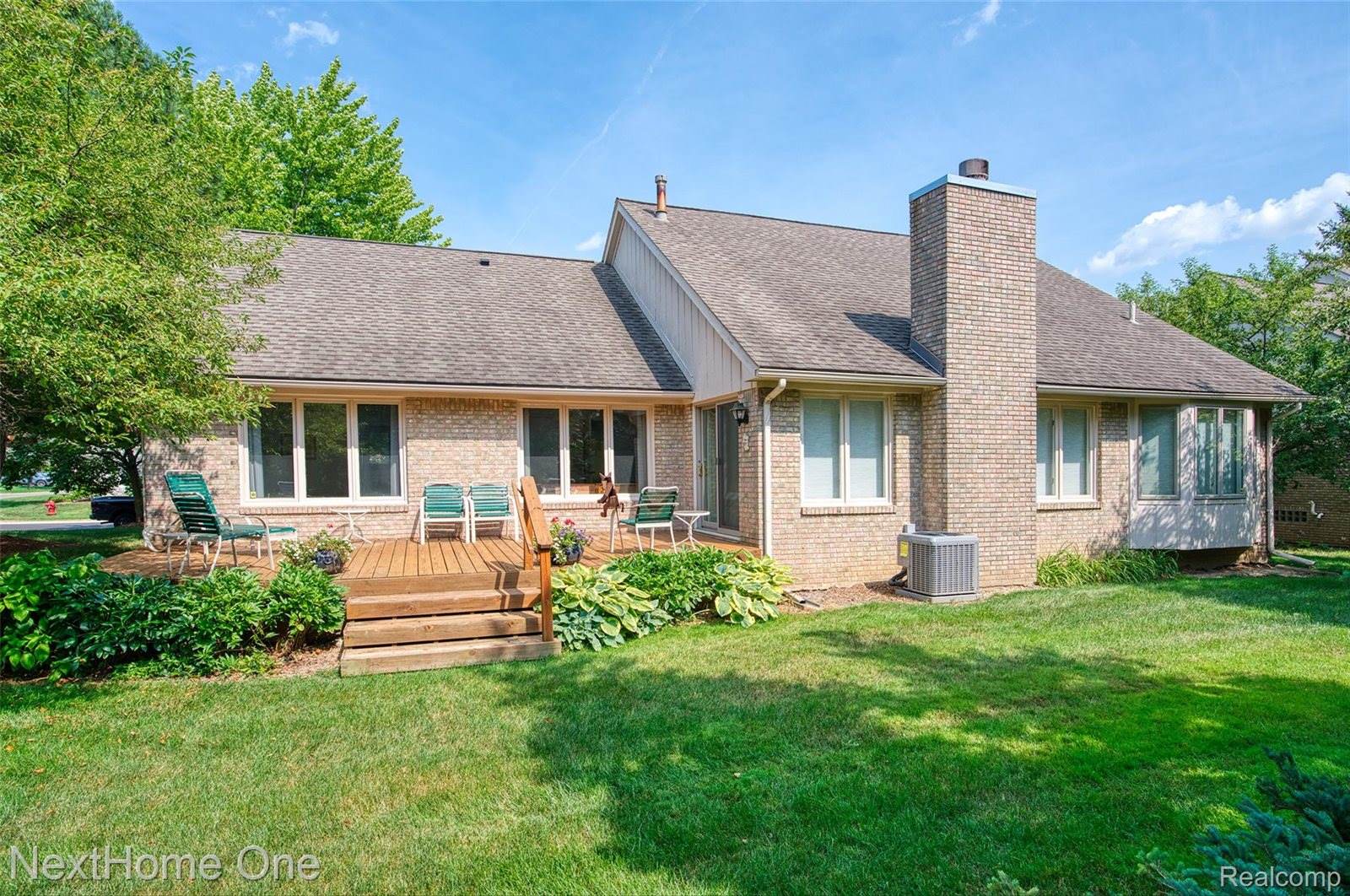 16357 Country Knoll Drive, NorthvilleTownship_Wayne, MI 48168