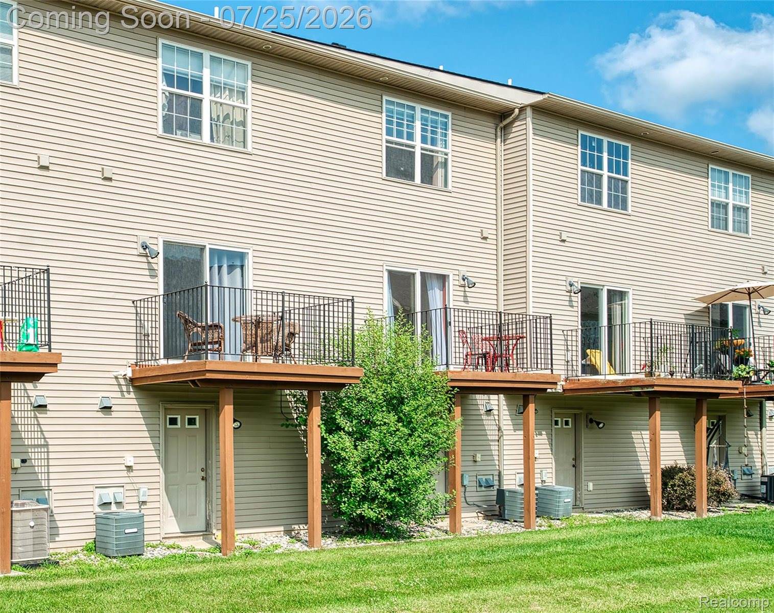 2204 Knotty Pine Trail, Howell Township, MI 48855