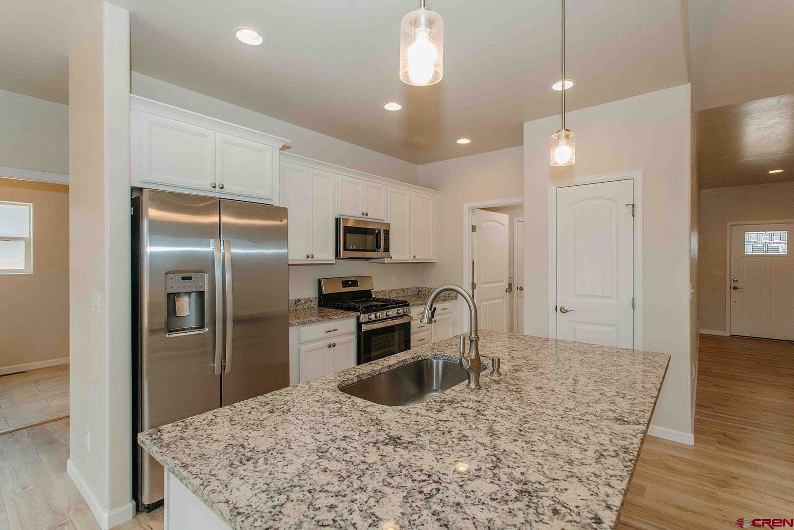 1423 Fivemile Creek Avenue, Montrose, CO 81401