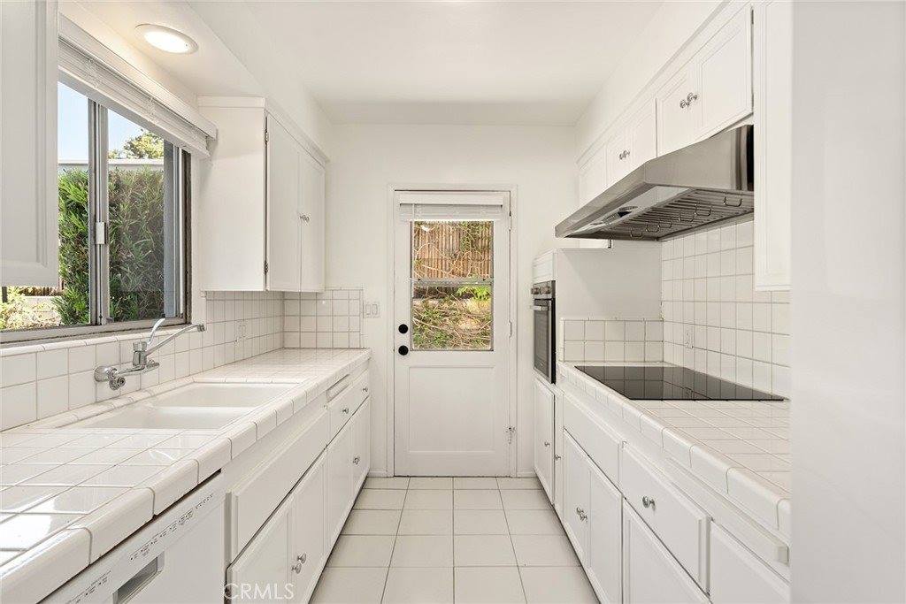 681 South Orange Grove Boulevard, Pasadena, CA 91105