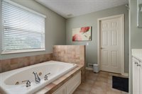 7050 Kellogg Drive, Powell, OH 43065