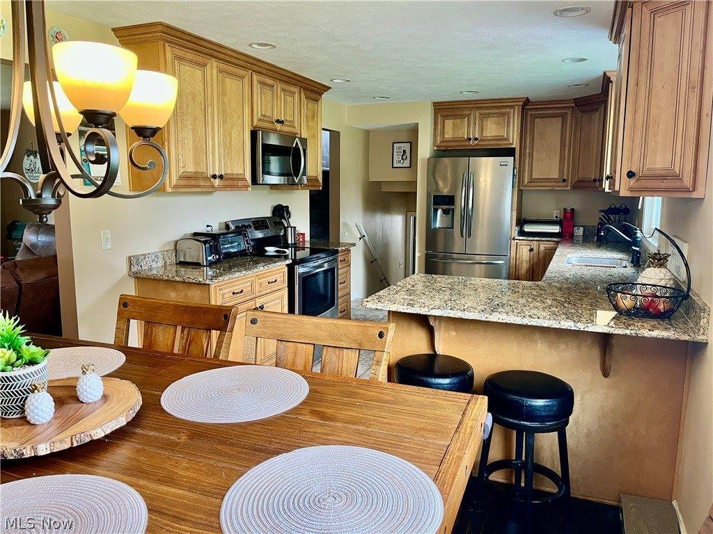 6301 Apache Lane, Poland, OH 44514