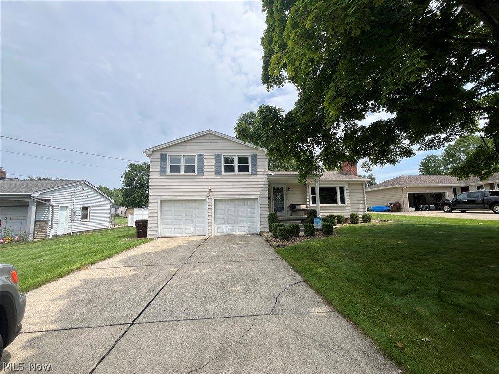 6301 Apache Lane, Poland, OH 44514