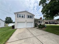 6301 Apache Lane, Poland, OH 44514