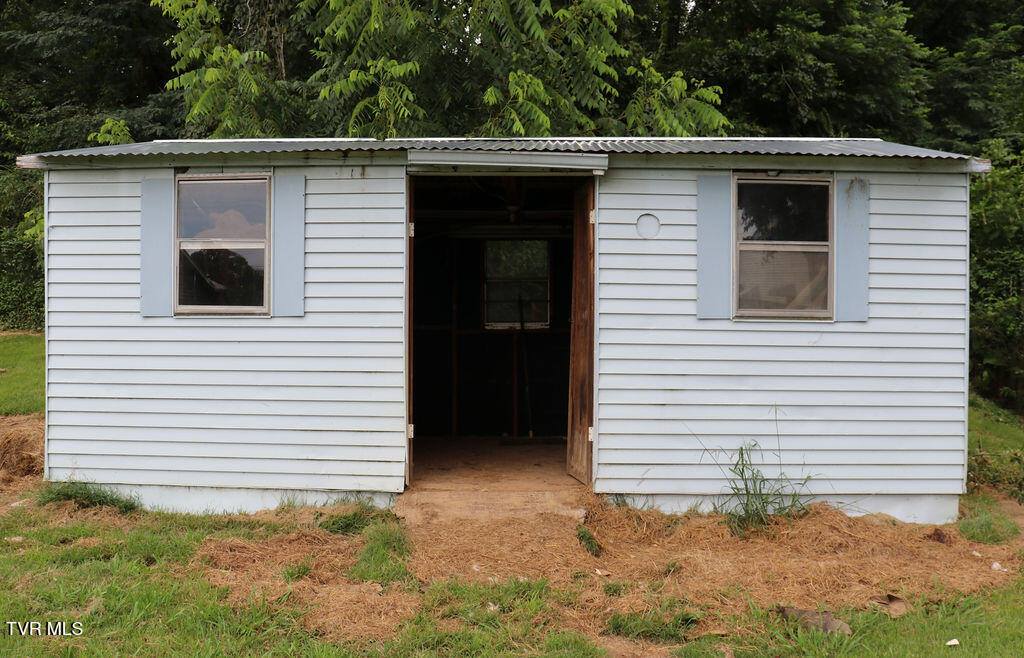 2505 Osborne Street, Bristol, VA 24201