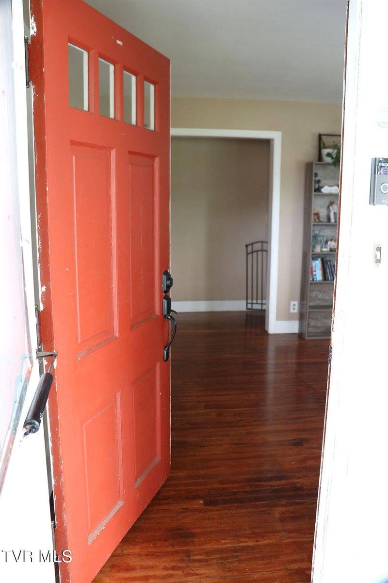 2505 Osborne Street, Bristol, VA 24201