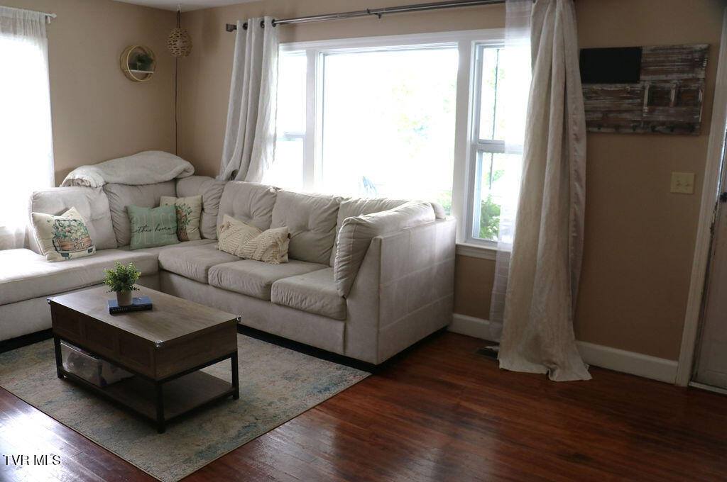 2505 Osborne Street, Bristol, VA 24201