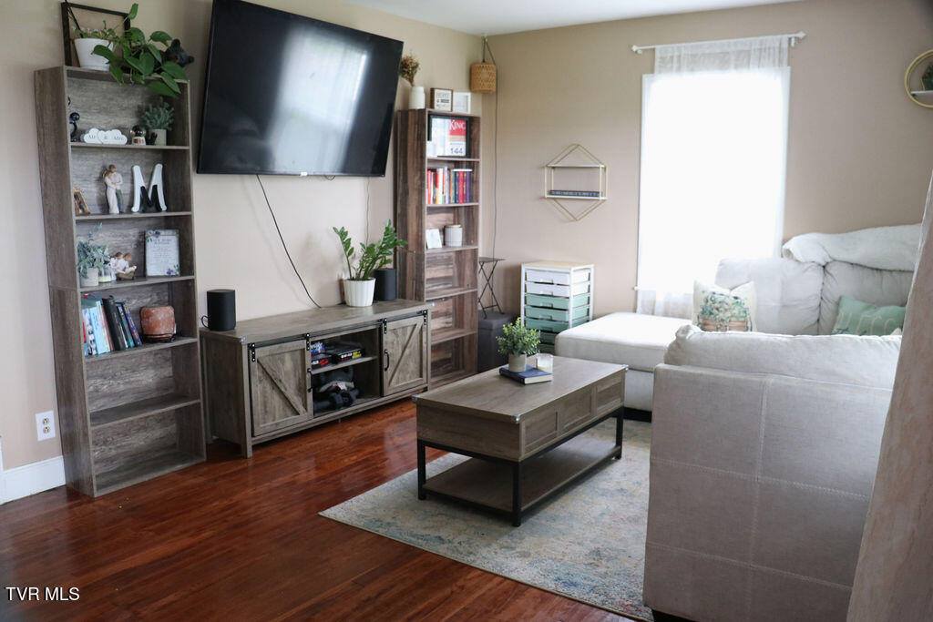 2505 Osborne Street, Bristol, VA 24201