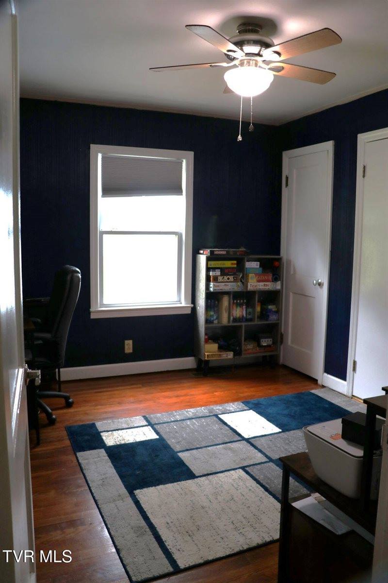 2505 Osborne Street, Bristol, VA 24201