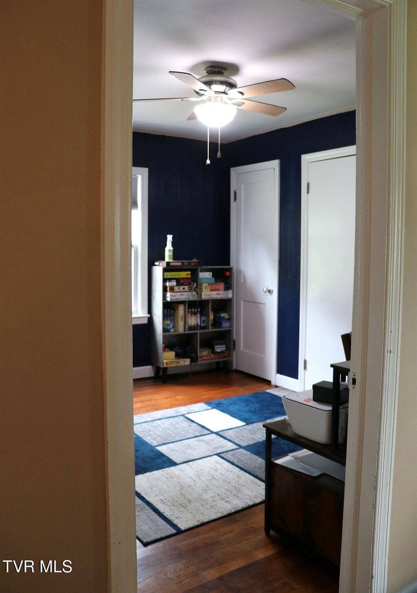 2505 Osborne Street, Bristol, VA 24201